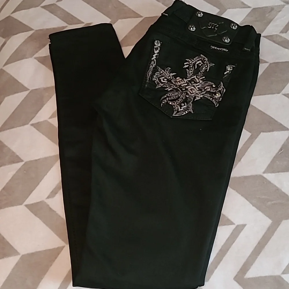 Miss Me Black Skinny Jeans - Picture 12 of 12